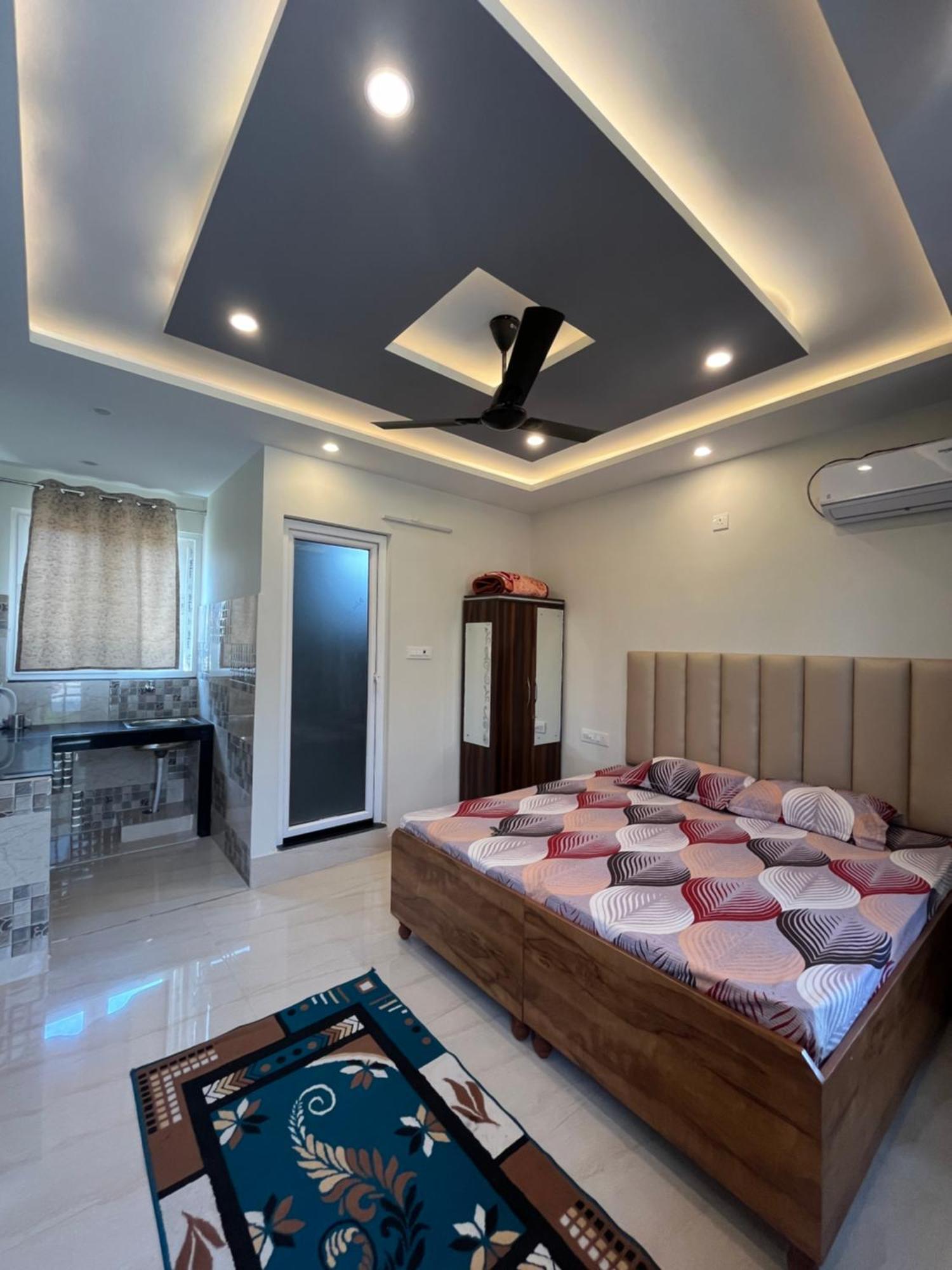 Anjali Home Stay Rishīkesh Exteriör bild