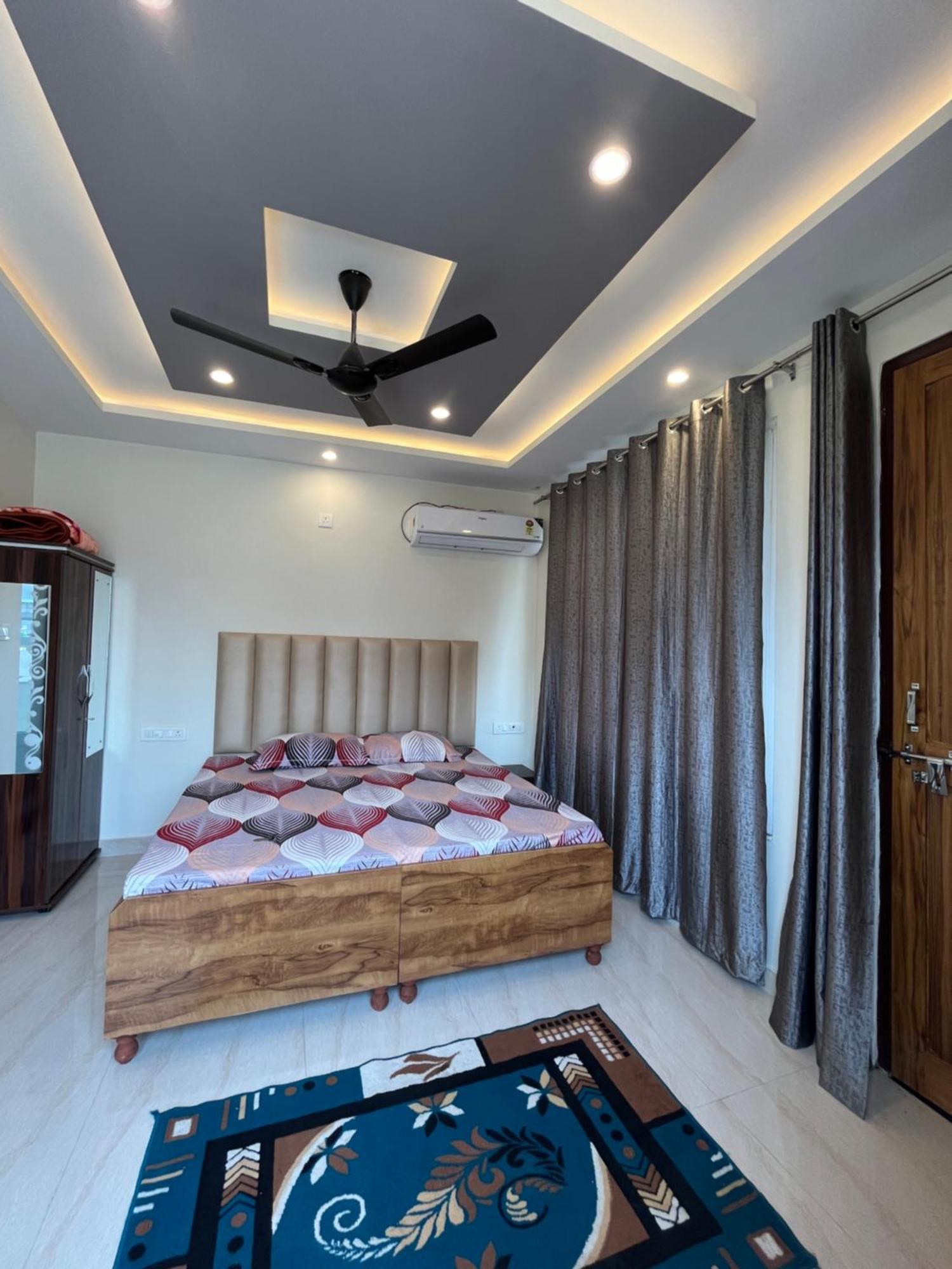 Anjali Home Stay Rishīkesh Exteriör bild