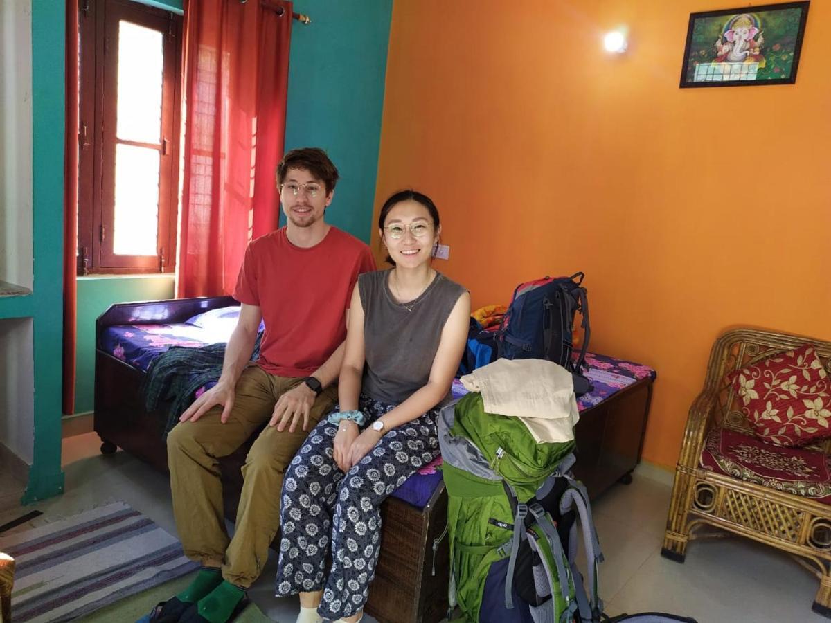 Anjali Home Stay Rishīkesh Exteriör bild